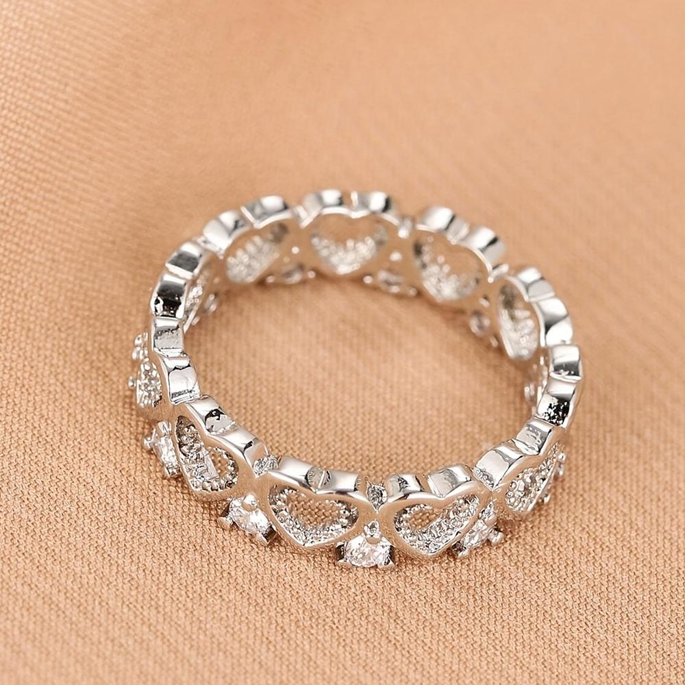 Hollow Hearts Finger Rings for Women Gold Color Available Daily Wear Exquisite Female Accessories Girls Gift Fashion Jewelry