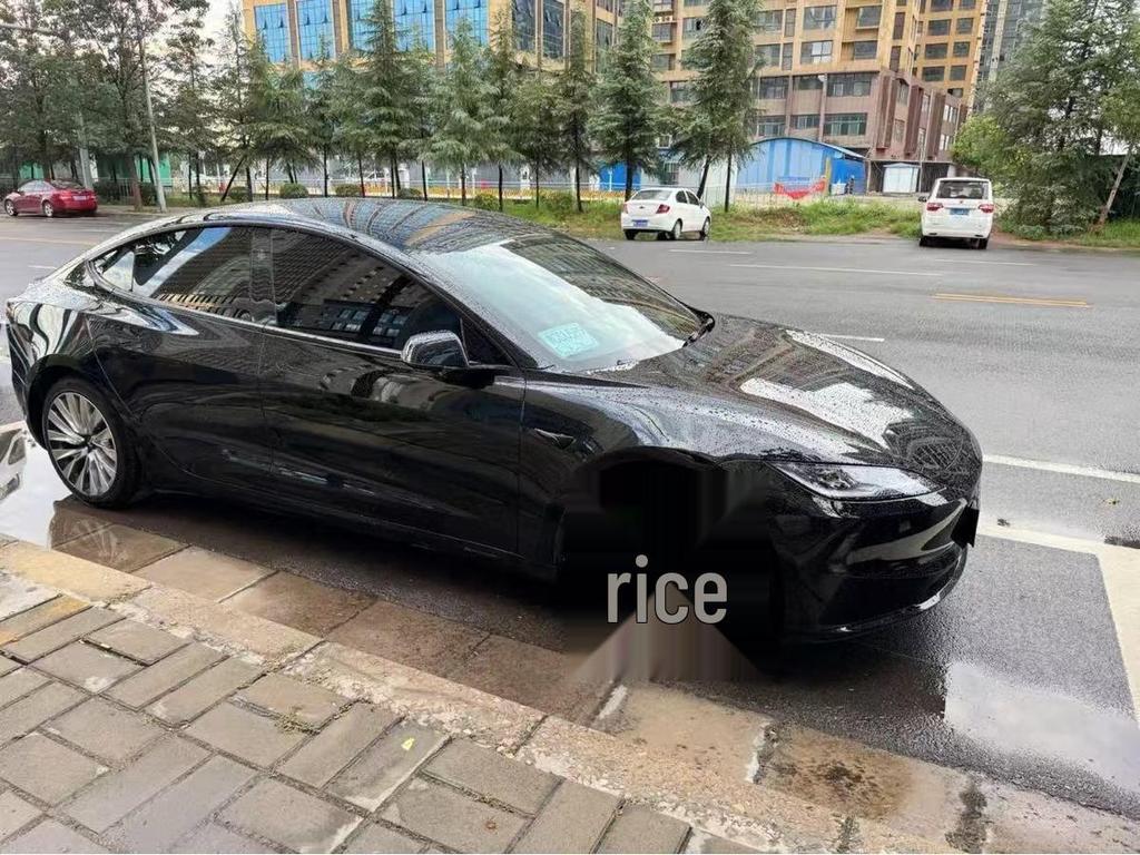 Турбина Циклон Крышка Ступицы для Tesla Model 3: Полная защита краев от царапин