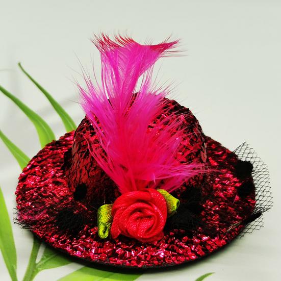 Шляпа для домашних животных, нежный подшивочный декор из перьев, застежка на пояс, забавные аксессуары для курицы, шляпа с птицей