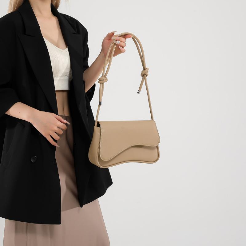 Korean Style Simple Solid Color Underarm Bag New Niche Design Ins Crossbody Bag Casual Bag Small Square Bag