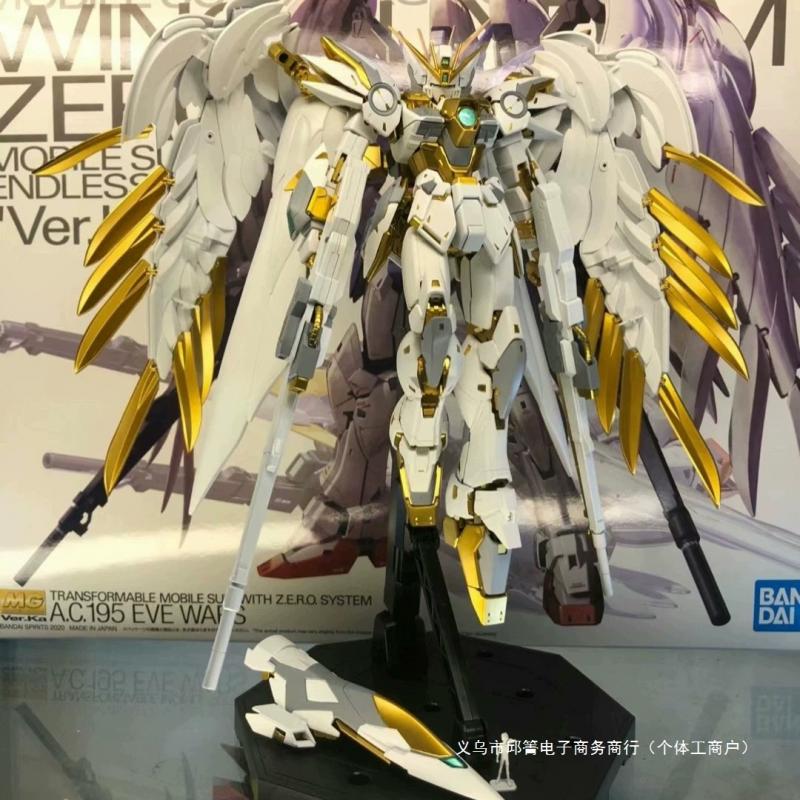 Gundam model kit, Saint Seiya series with wings and base, birthday gift display, youth anime action figure, random colour