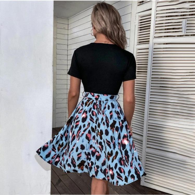 Женское летнее леопардовое платье с бантами и бретельками в стиле пэчворк