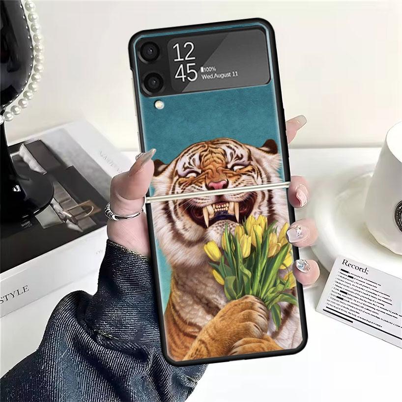 Превосходные Чехлы с Рисунком Тигра для Samsung Galaxy Z Flip 4 5 6 7 3 Z Flip7 Flip6 Flip4 Flip5 Flip3 5G Жесткие Ударопрочные Fundas C