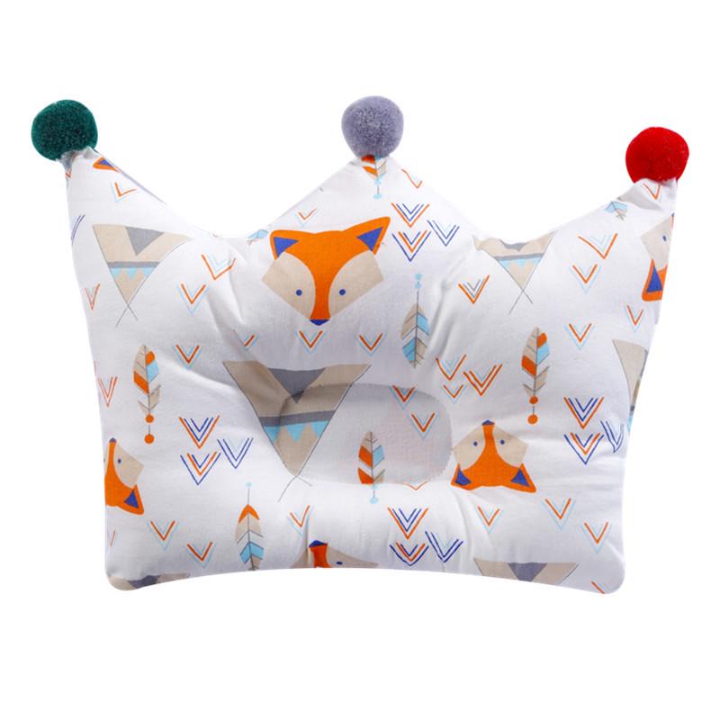 Детская подушка в виде короны