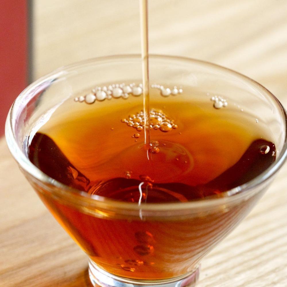 Сырой и приготовленный милый пирог комбинация Юньнань Пуэр сырой чай Линьцан паевой чай