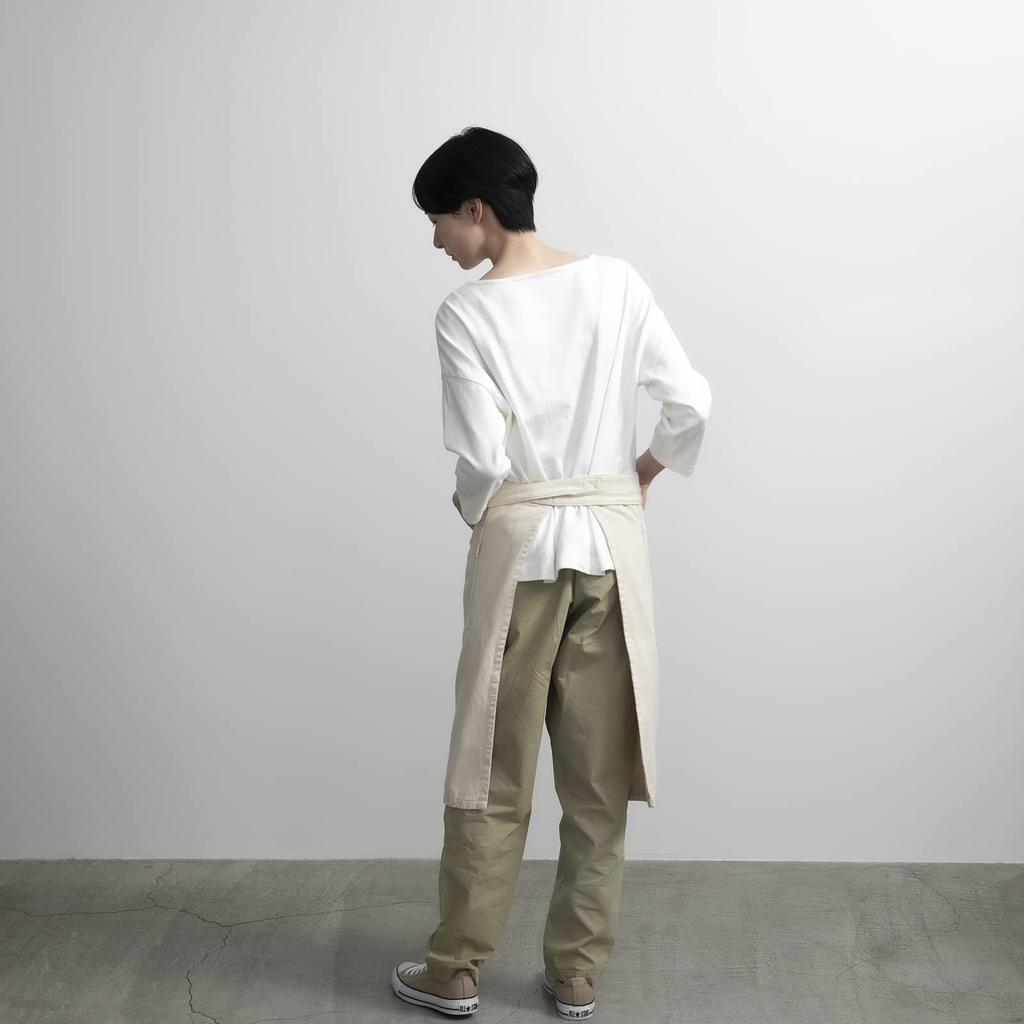 COCOWALK Фартук с разрезом длиной гарсон для мужчин и большой завязкой, бежевый, 65 см, унисекс, женский, для улицы, для рукоделия, для работы, для кафе, для садоводства, карманы, спереди, сзади,