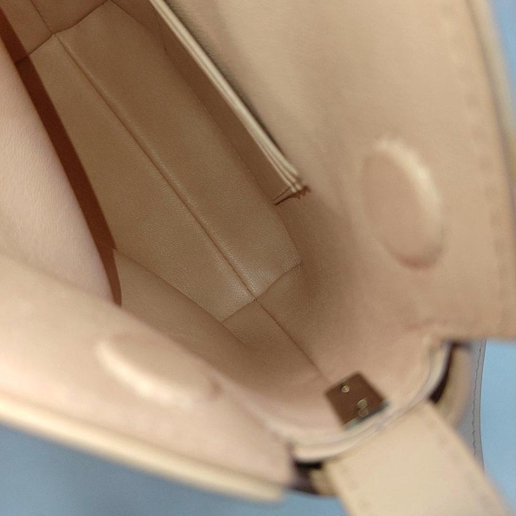 [Pre-Owned] Gancini Adjustable Shoulder Strap Smooth Calfskin Mini Crossbody Bag - Very Good #KF9O44