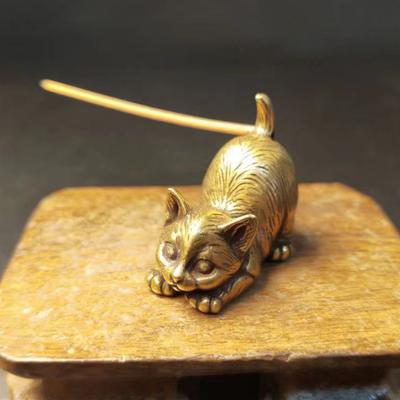 Латунная статуэтка кошки, маленькая статуэтка кошки, держатель для благовоний, настольная ретро-мини-кошачья статуэтка