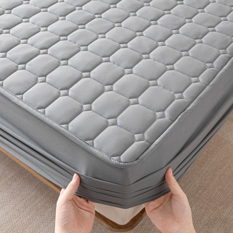 Solid Color Skin-friendly Washed Cotton Bed Sheet Anti-dust Anti-slip Quilted Thickened Bed Cover Home Bedroom Protective Cover