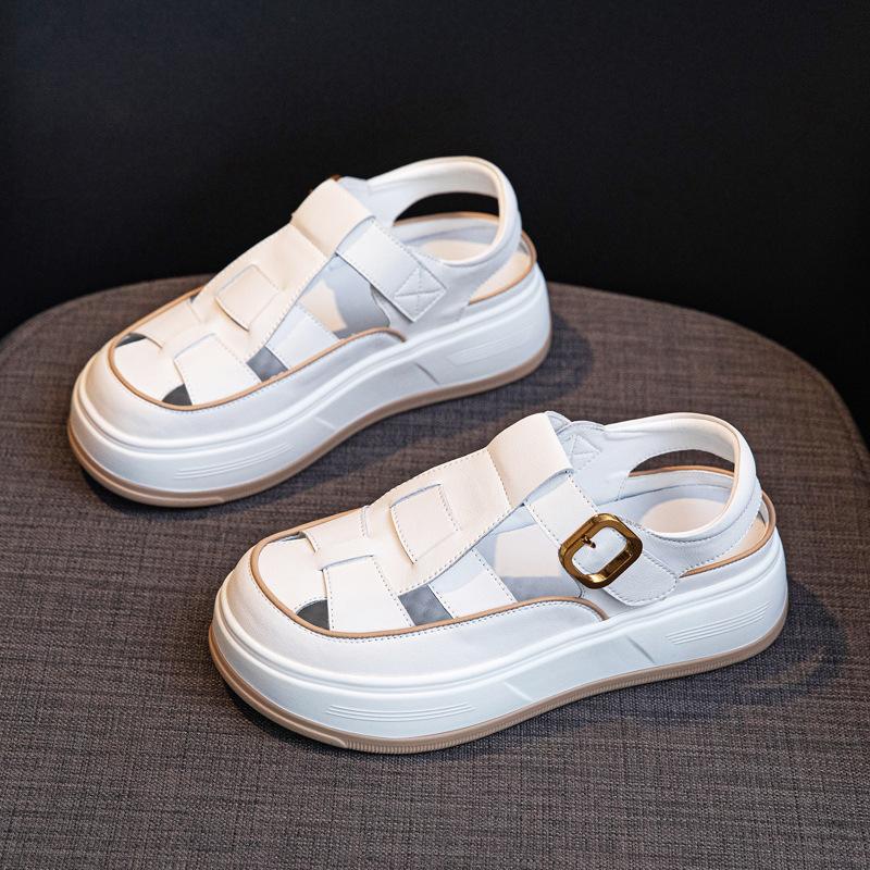 Женские босоножки на платформе, кожаные римские босоножки Baotou, женская летняя новая обувь 2025 года с вырезами, повседневные сандалии