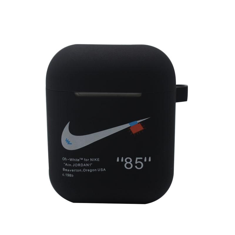 Силиконовый защитный чехол для наушников AirPods 2 — аксессуары второго поколения