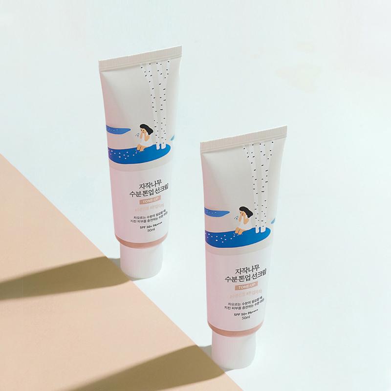 ROUND LAB Увлажняющий солнцезащитный крем с тонирующим эффектом SPF 50+ PA++++ 50 мл
