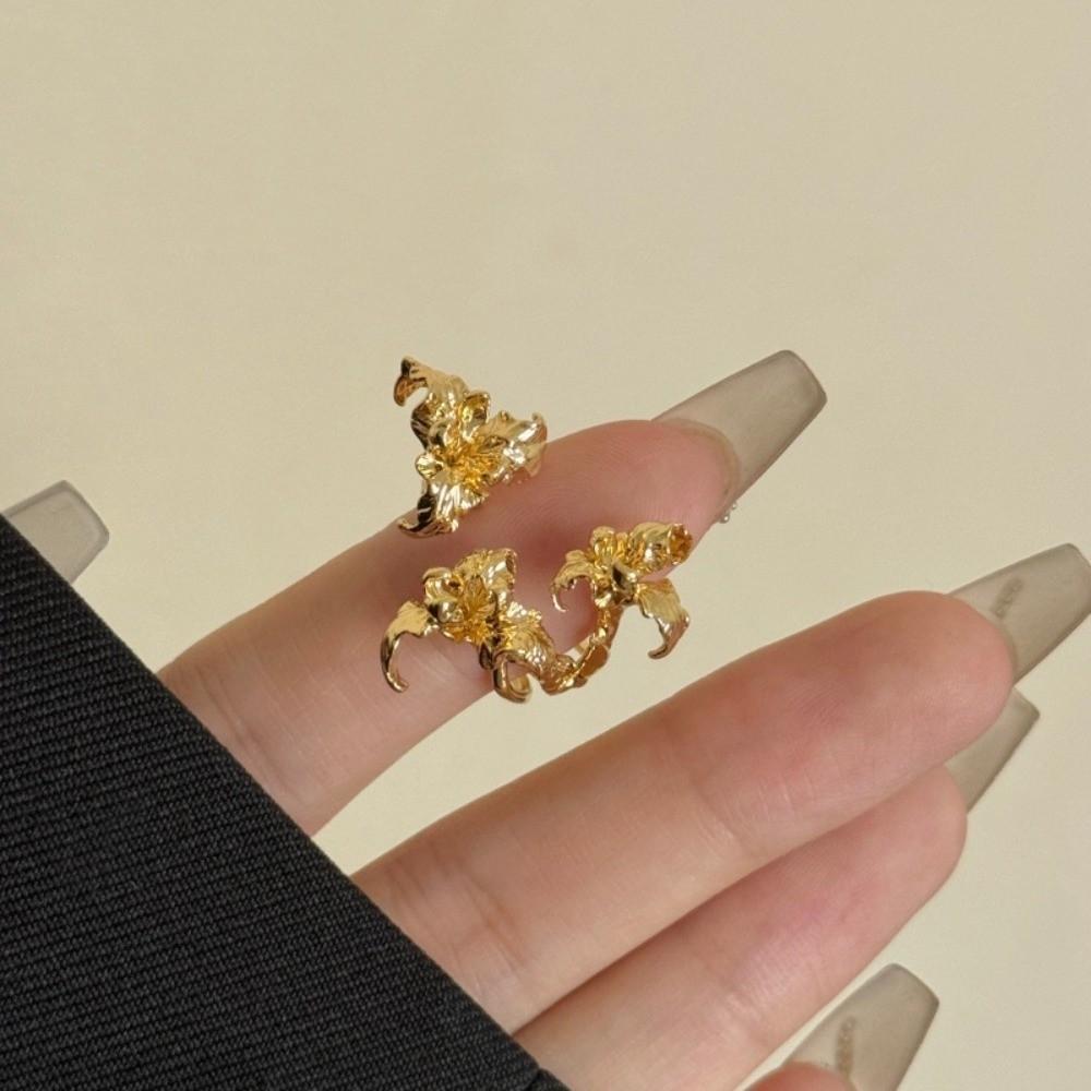 Adjustable Chinese-style Ring Elegant Metal Material Floral Stacking Ring Drip-glaze Finish Two-tone Design Open Ring