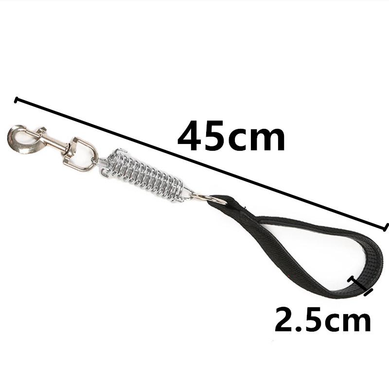 Собачий поводок Пружинный Короткий Поводок для Собак Поводки из ПУ Кожи для Больших Собак Прогулочная Нейлоновая Веревка Прочные Поводки для Собак Тренировочная Цепь для Питомцев