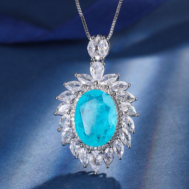 Ювелирные изделия Медное дно Позолоченное Имитация цвета Сокровище Мода Ретро Подвеска Ожерелье Женский Denier Квадратный Мастер 12 * 16