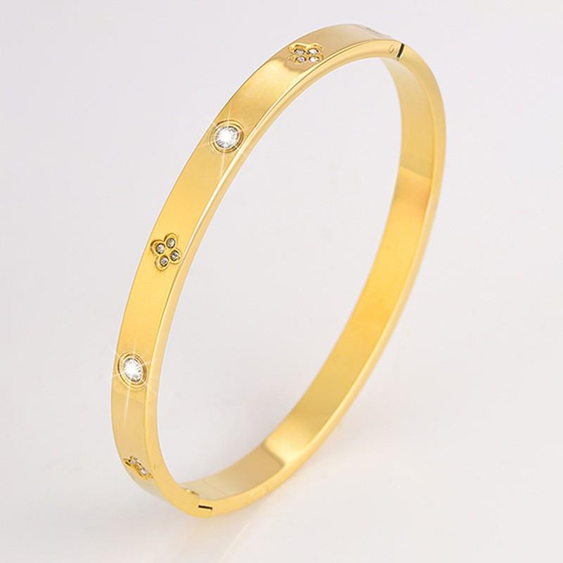 Starry Sky Full Diamond Titanium Steel Bracelet – Versatile, No-Fade Silver Women's Fashion Accessory