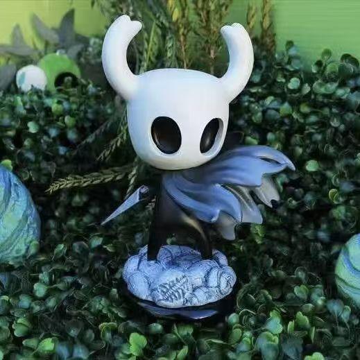 High-quality ghost hollow knight Table setting Knight-errant Knight 2D Model Figure Ornament Color Box dragon ballz figurine