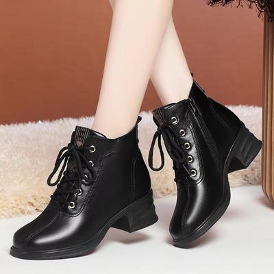 4,5 см Обувь из мягкой кожи в британском стиле Женские мотоциклетные ботинки Зима 2025 Средний блочный каблук Теплые ботильоны на щиколотке с коротким мехом Офис