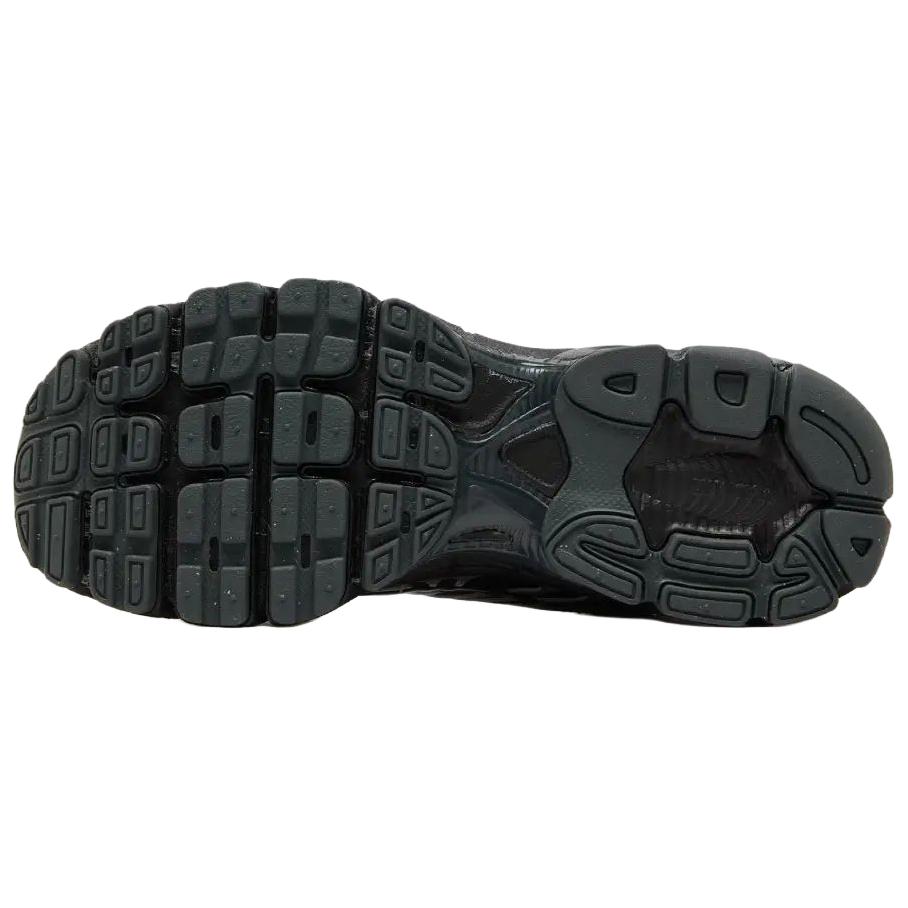 Nike Air Max Moto 2K HQ2056-007
