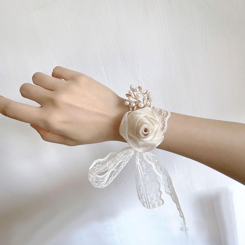 Elegant White Bridesmaid Corsage Bracelet - High-End Wedding Hand Flower