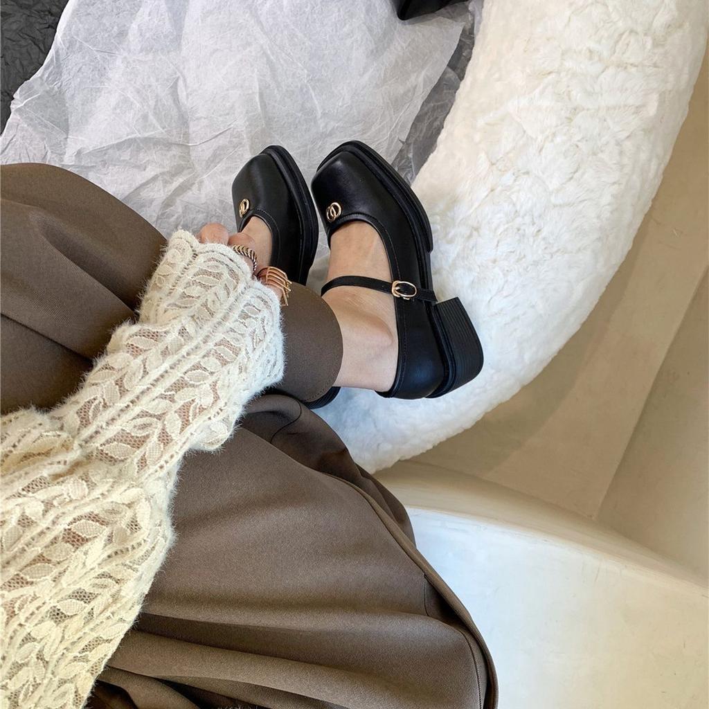 Французские ретро туфли Мэри Джейн с квадратным носком и неглубоким вырезом, женские туфли 2025 новая весна, повседневные балетки