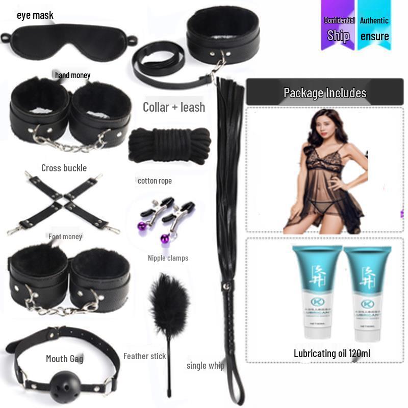 Кокетливый бондажный набор: Кожаные наручники, кнут, ошейник и зажимы для сосков