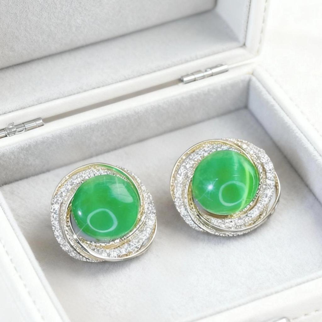 Геометрические серьги Мики с шипами и камнем «Кошачий глаз»: Стильный, Классический и Свежий.