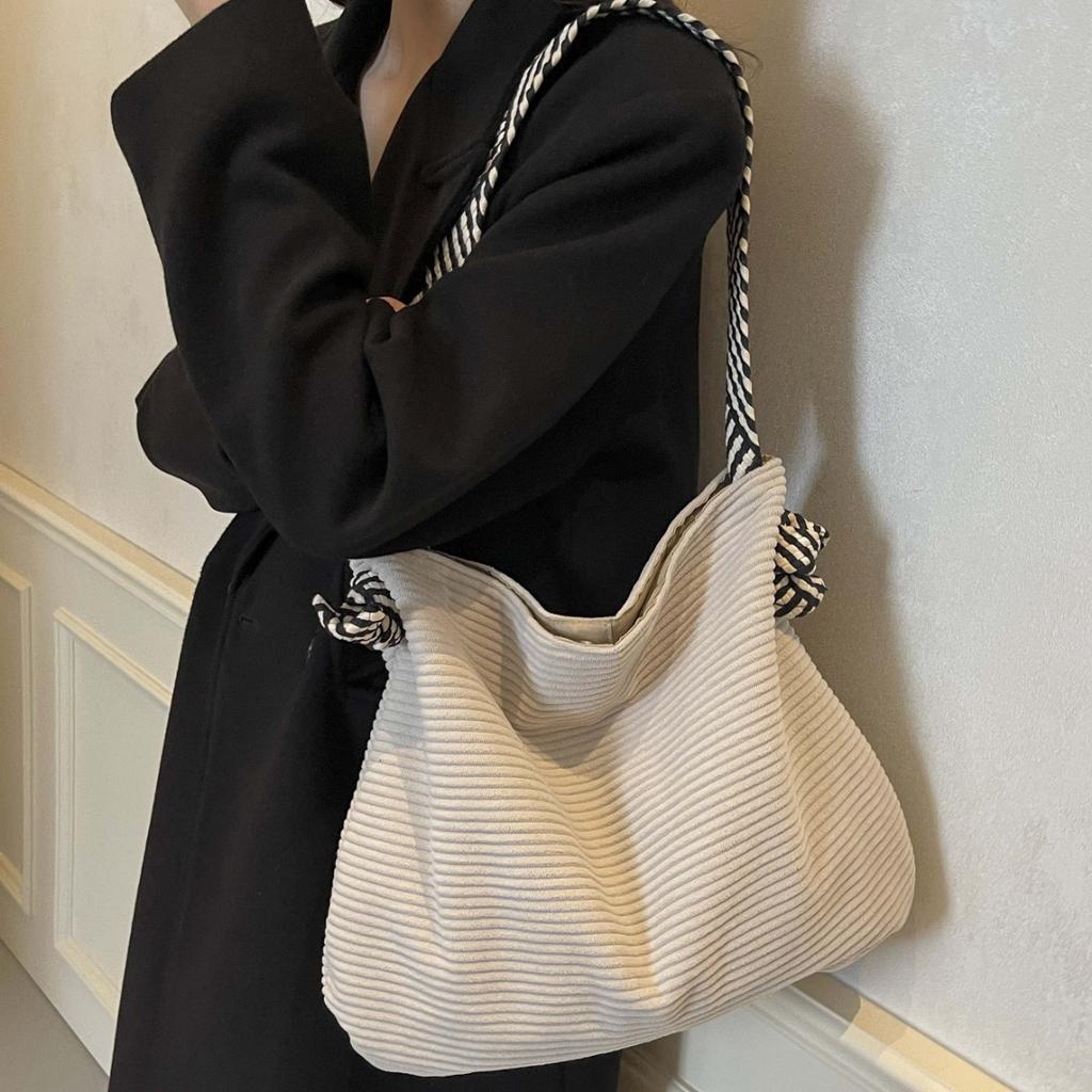 Новая мягкая широкая сумка на плечо из бархатной ткани, модная сумка для отдыха на плечо, предпочитаемые модели сумок