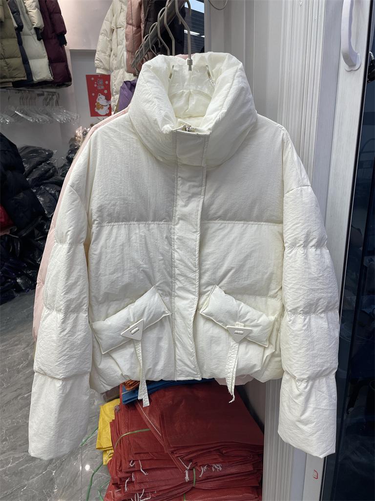 Короткая куртка-хлеб пуховик женская маленькая утолщенная стойка воротник теплая повседневная универсальная темперамент зимнее пальто