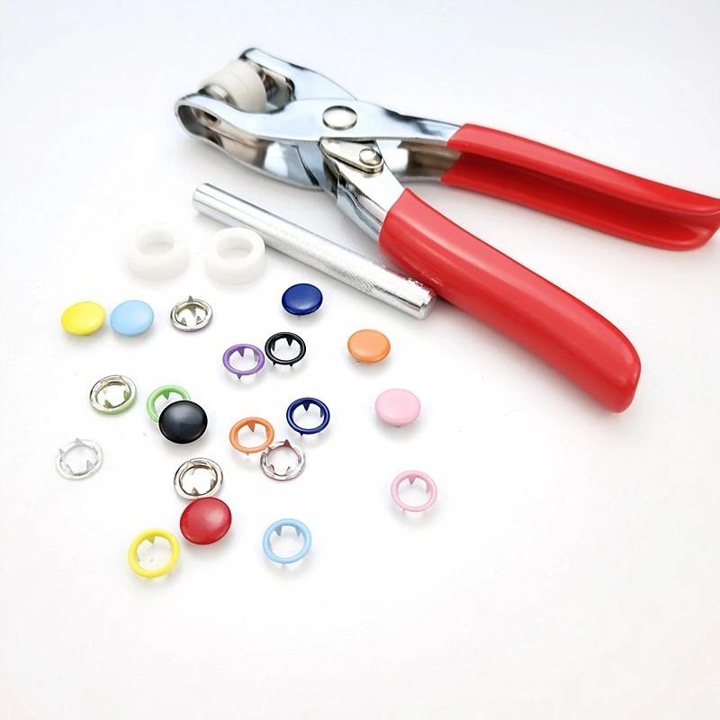 100pcs Metal Prong Snap Button Hollow Press Prong Fastener Studs with Pliers Tool Set Kits for Clothes Garment Sewing Bags Shoes