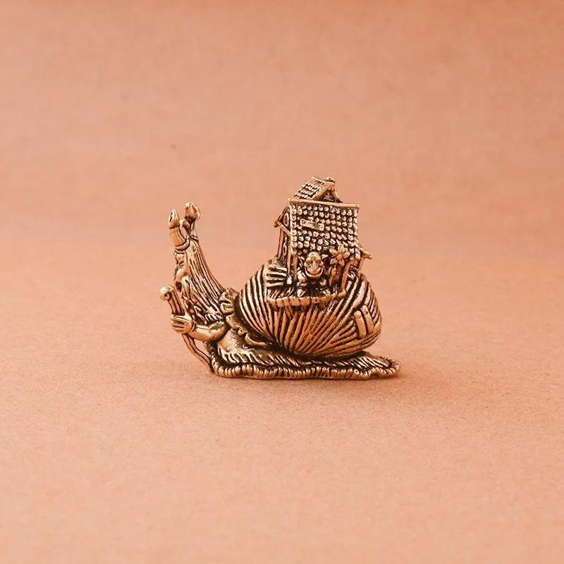 Hip Hop Exaggerate Solid Brass Snail House Small Ornaments Tea Pet Ceremony Copper Simulation Animal Figurines Miniatures Toys