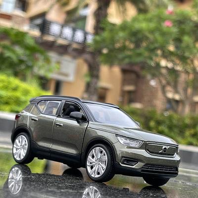 1:32 VOLVO XC40 Литой Металлический Модель Автомобиля Игрушка и Коллекционная Модель Металлической Машинки Звук и Свет Симуляция Детская Игрушка Подарок