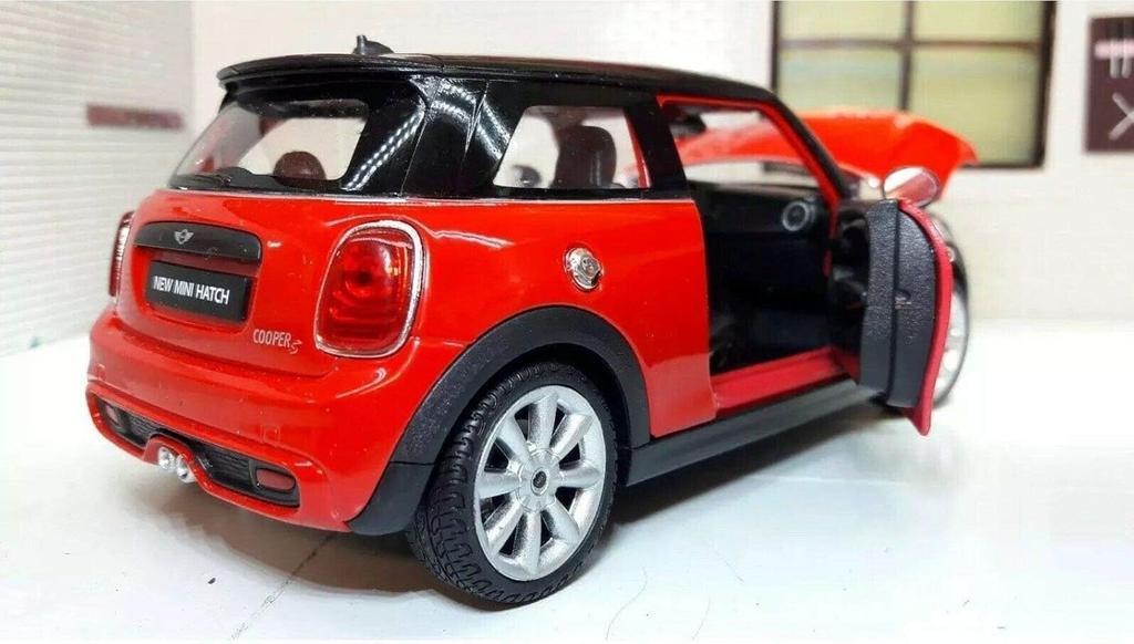 Welly Diecast BMW Mini Cooper Red - 1:24 Scale Diecast Car