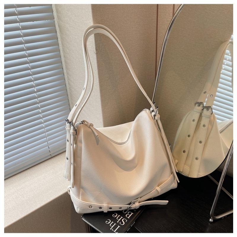 Вместительная наплечная сумка женская новая осенне-зимняя модная сумка-мессенджер универсальная сумка-тоут для通勤