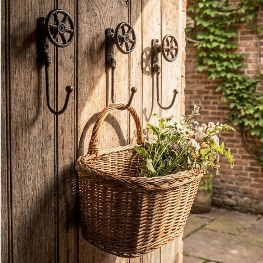Iron Wall Hanging Hook Rustic Coat Hanger Retro Key Organizer Courtyards