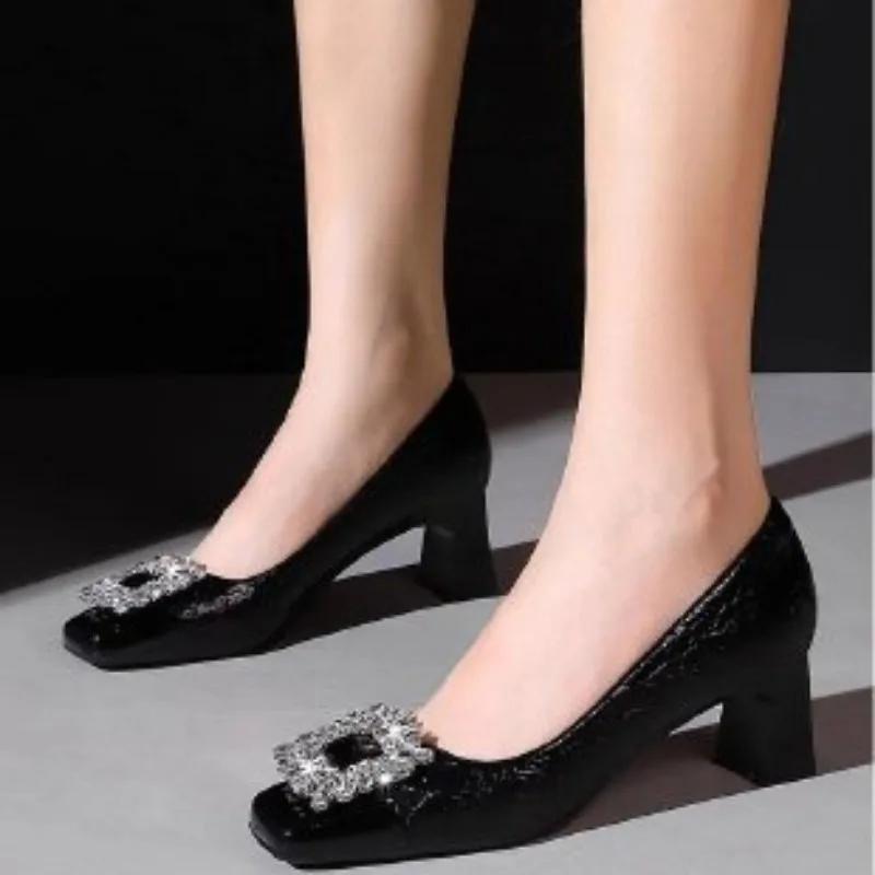 Туфли женские 2024 года, женские туфли на высоком каблуке, классические туфли-лодочки, женские туфли с квадратными пуговицами и кристаллами, на толстом каблуке, с квадратным носком, женские