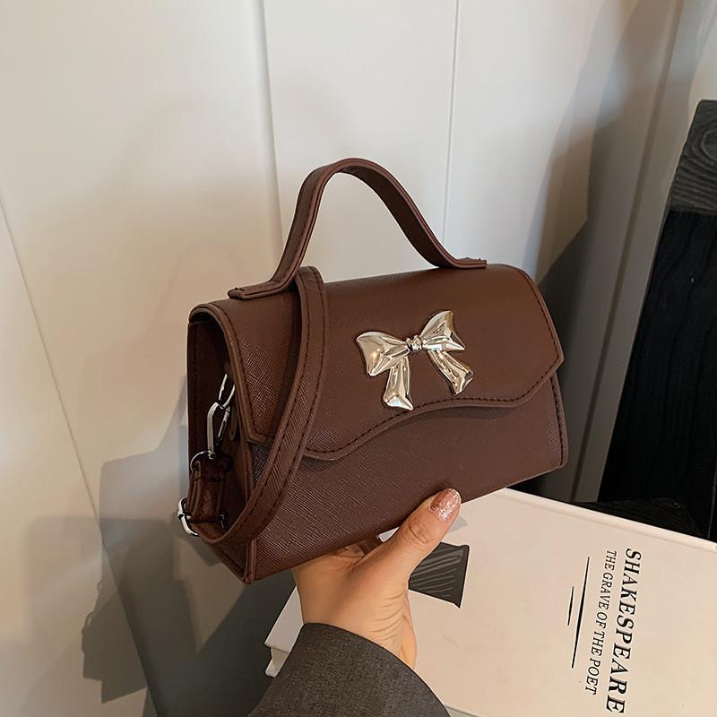 Stylish Small Handbag For Women 2024 Trendy Bow Accent Cute Casual Crossbody Bag