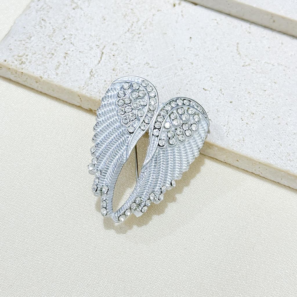 Dark Wings Brooch Personalized Suit Accessories Men's Fashion Premium Sense Diamond Pin Brooch Accessories