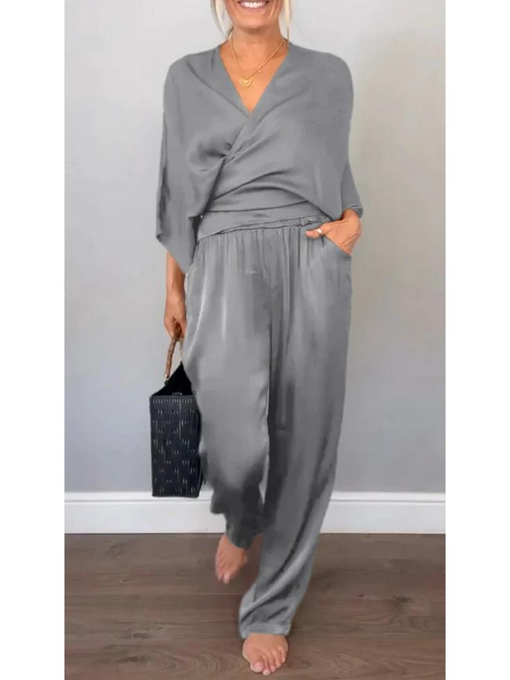 Европейский и американский однотонный атласный женский летний комплект с коротким рукавом (топ и брюки) (2025)