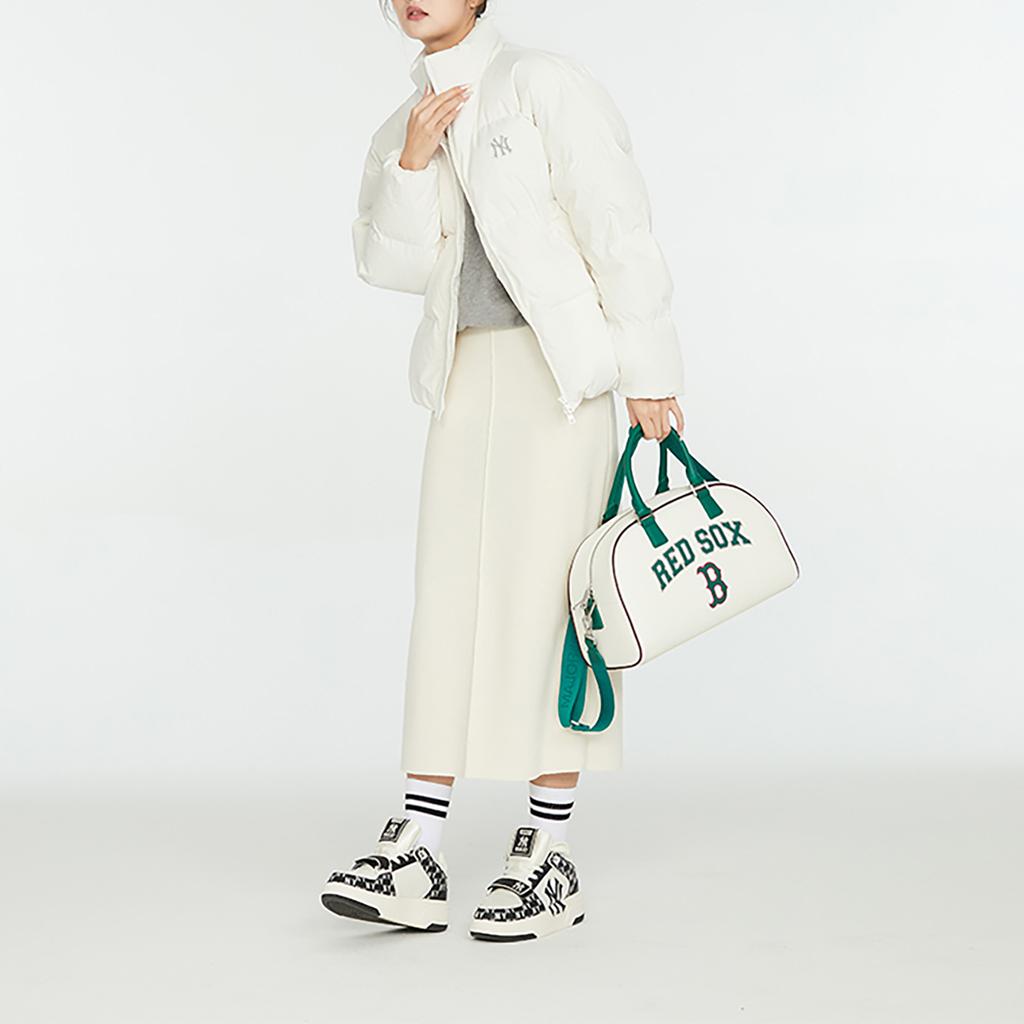 New MLB New York Yankees Down Jackets Unisex Cream 3ADJB0336-50CRS