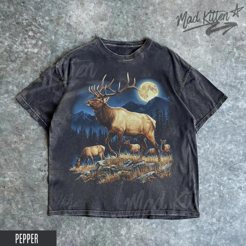 Vintage Moose Graphic Animal Wildlife Nature Lover Comfort Tee
