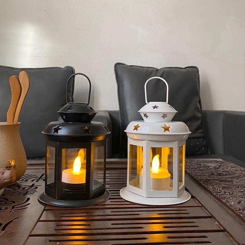 1PC Durable Safe Environmentally Friendly Sturdy Romantic Retro Atmosphere Iron Table Decoration Hand-held Candle Holder 15X9.5CM