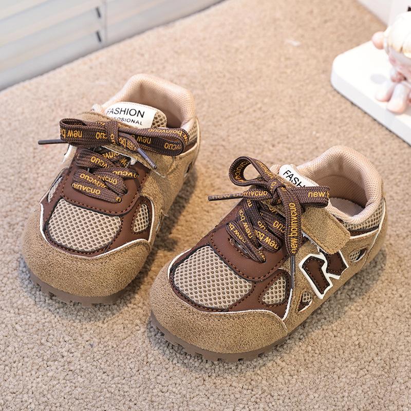 Детские кроссовки корейская версия весна и осень дышащие универсальные повседневные туфли для девочек моральные тренировочные туфли для мальчиков детские кроссовки на мягкой подошве для бега