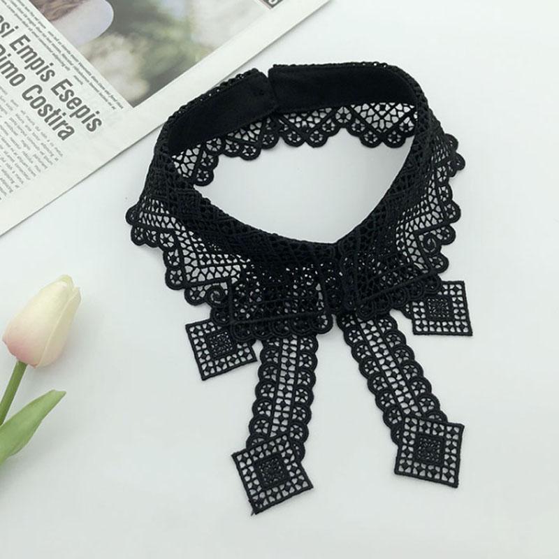 Vintage Embroidery Fake Collar For Women White Lace Hollow False Detachable Collar Lapel Shirt Tie Necklace Clothes Accessory