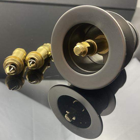 Надежный запорный болт Высокая адаптируемость Износостойкая замена Полезный выдвижной сливной сердечник Умывальник