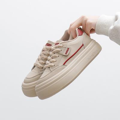 2025 весна маленькие белые туфли новая корейская версия женские студенческие туфли на платформе с увеличенным каблуком спортивная обувь повседневная уличная обувь K3701