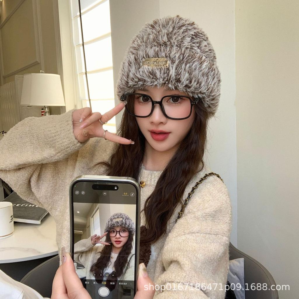 Осенние и зимние повседневные женские шапки плюшевые новые вязаные шапки универсальные теплые защитные наушники утолщенные модные шерстяные шапки