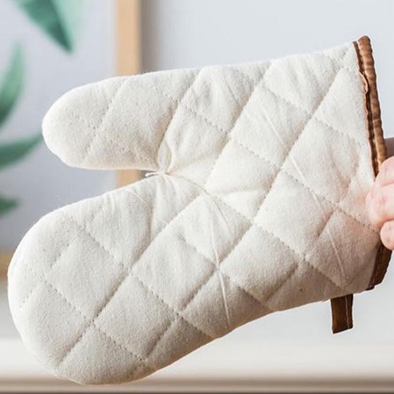Ru Han Plaid Heat Resistant Oven Gloves