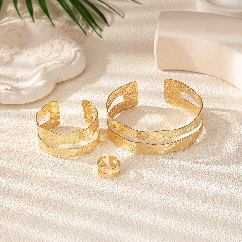 French Minimalist Irregular Hollow Women's Bangle Ring Armlet – Unique High-End Design