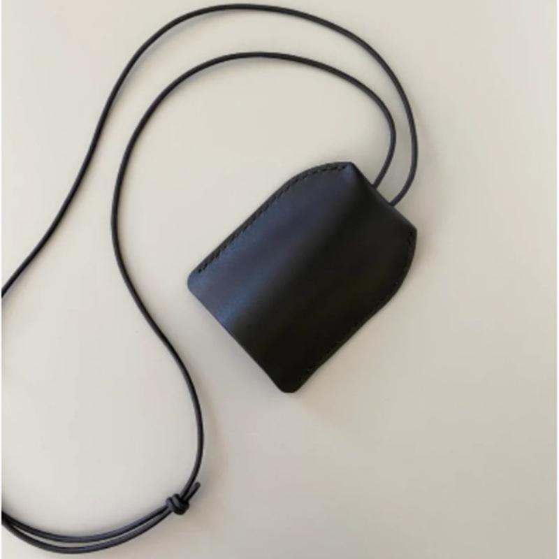 Японская регулируемая кожаная сумка для ключей через плечо с шейным ремешком против потери и защитным чехлом для автомобильного ключа